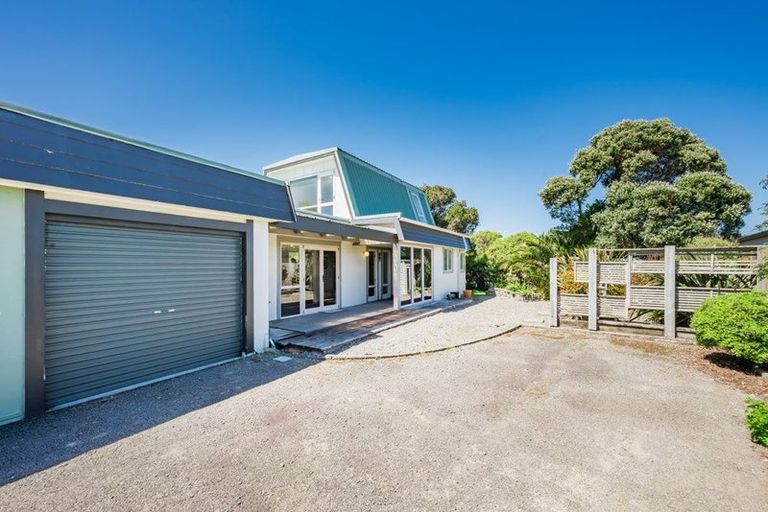 Photo of property in 9b Olive Terrace, Paraparaumu Beach, Paraparaumu, 5032