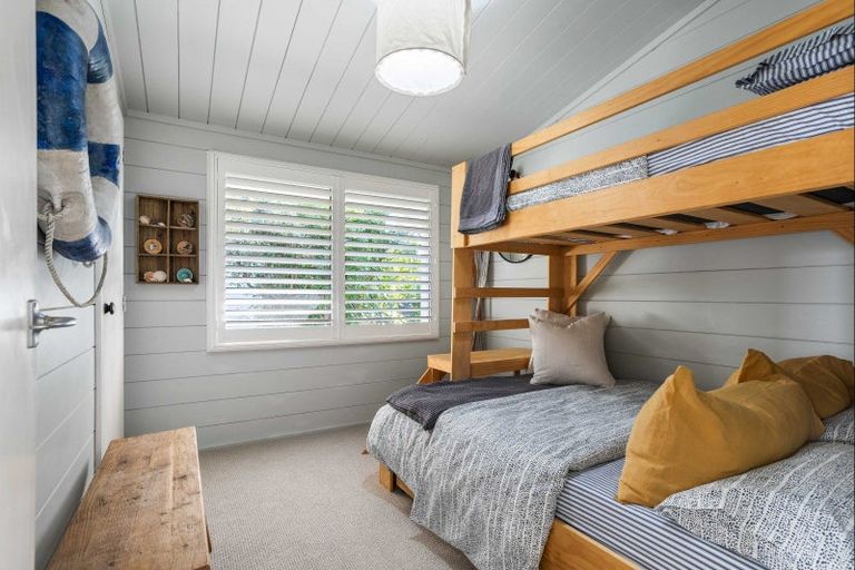 Photo of property in 12a Mcliver Place, Pauanui, Hikuai, 3579