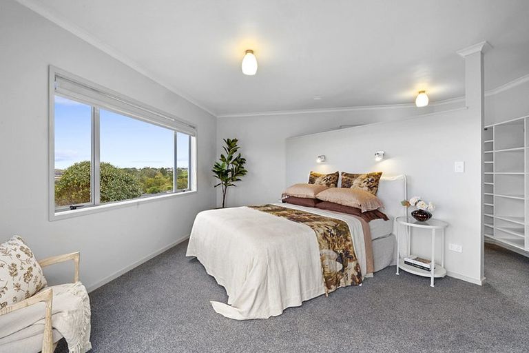 Photo of property in 44 Karamea Street, Whalers Gate, New Plymouth, 4310