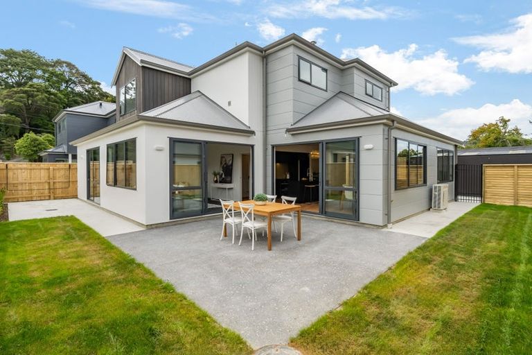 Photo of property in 47b Heretaunga Square, Silverstream, Upper Hutt, 5019