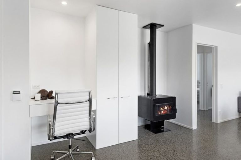 Photo of property in 2/43 Tilford Street, Woolston, Christchurch, 8062