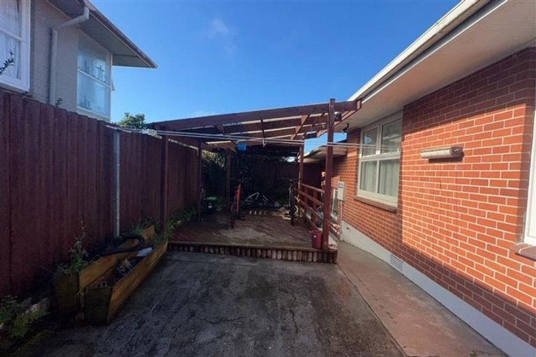 Photo of property in 34 Reeves Road, Pakuranga, Auckland, 2010