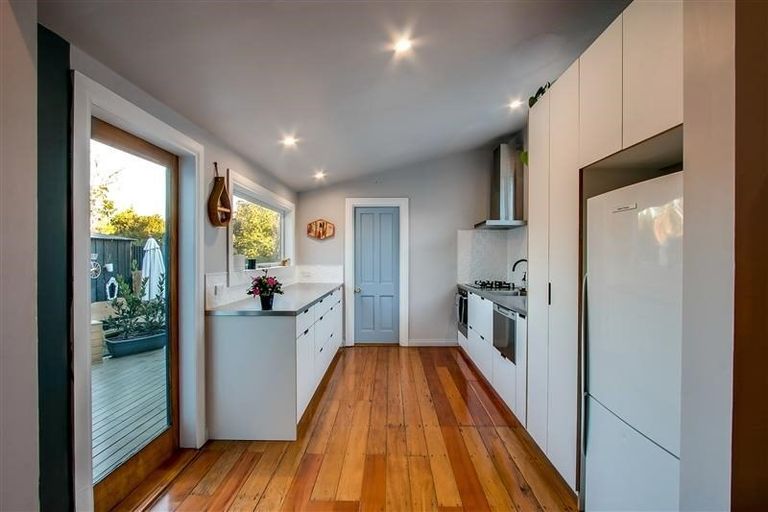 Photo of property in 8 Sale Street, Napier South, Napier, 4110