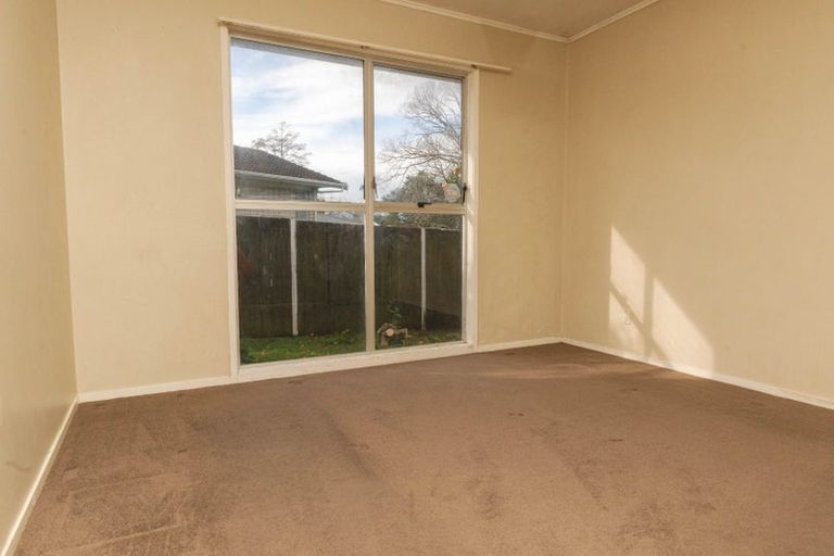 Photo of property in 9 Chibnall Place, Conifer Grove, Takanini, 2112