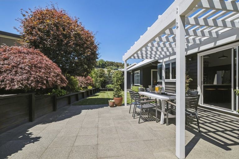 Photo of property in 9 Coprosma Crescent, Waipahihi, Taupo, 3330