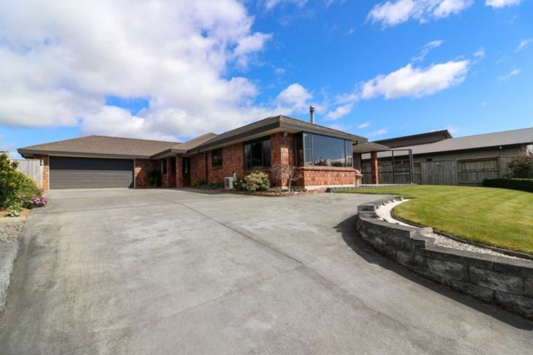 Photo of property in 21 Ruahine Street, Dannevirke, 4930