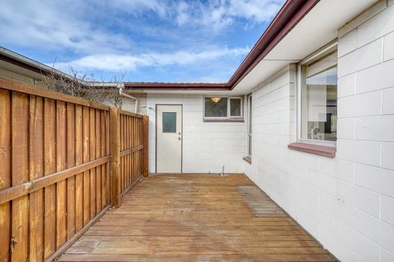 Photo of property in 2/6 Hythe Lane, Saint Martins, Christchurch, 8022