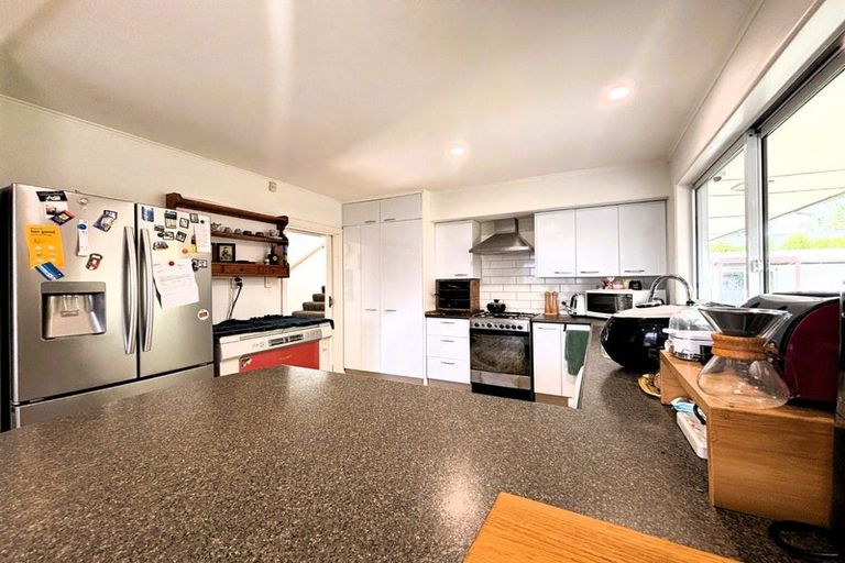 Photo of property in 15 Deepdale Street, Burnside, Christchurch, 8053