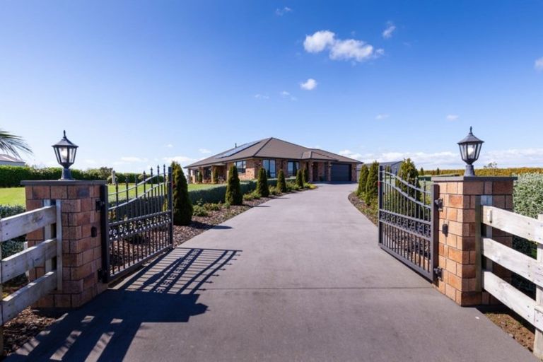 Photo of property in 445 Smart Road, Hillsborough, New Plymouth, 4372