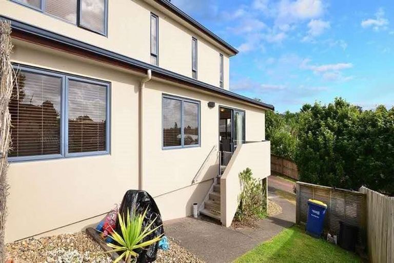 Photo of property in 41 Landvale Court, Browns Bay, Auckland, 0630