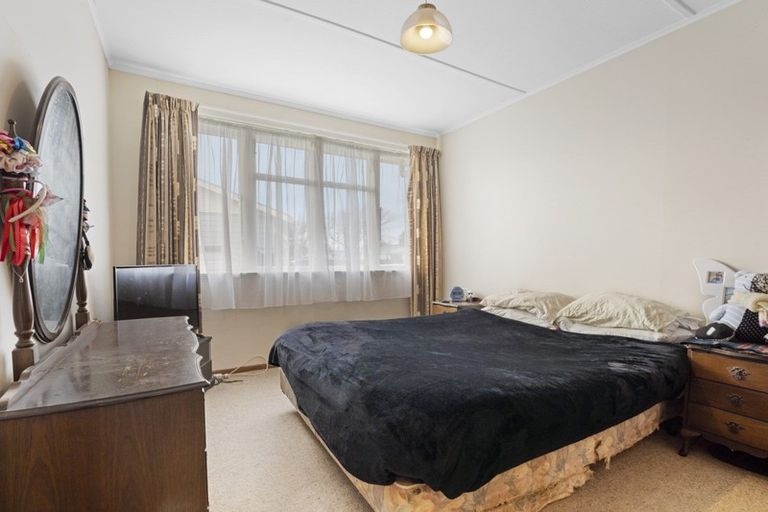 Photo of property in 12 Leeds Street, Milson, Palmerston North, 4414