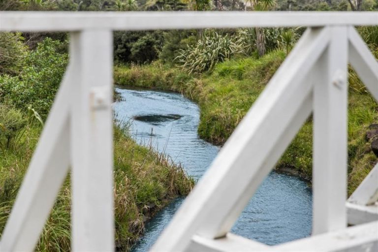 Photo of property in 13 Tasman View Road, Te Henga / Bethells Beach, Bethells Beach, 0781