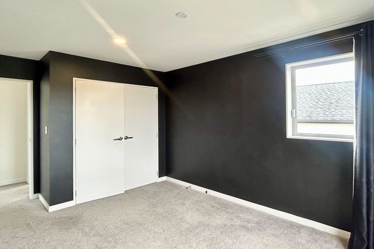 Photo of property in 16 Kaipuke Crescent, Gulf Harbour, Whangaparaoa, 0930