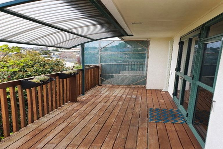 Photo of property in 42 Greenfield Drive, Western Heights, Hamilton, 3200