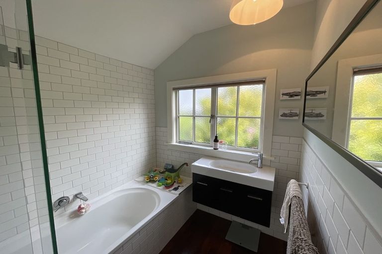 Photo of property in 4 Crichton Terrace, Cashmere, Christchurch, 8022