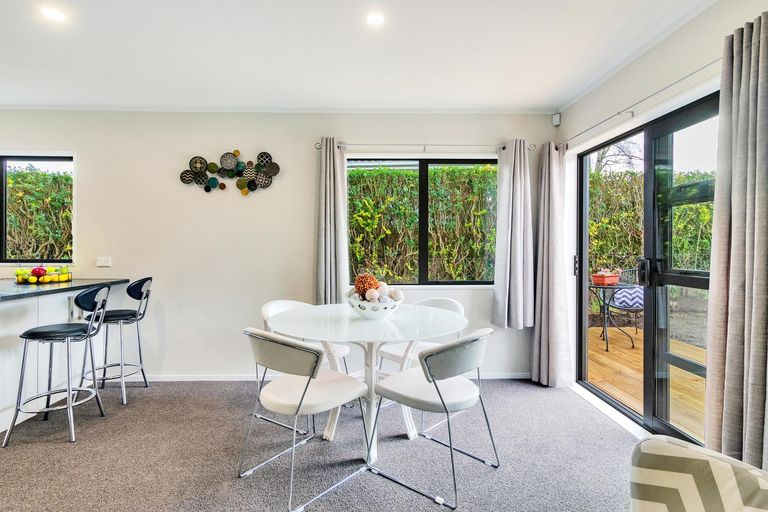 Photo of property in 67a Arimu Road, Papakura, 2110