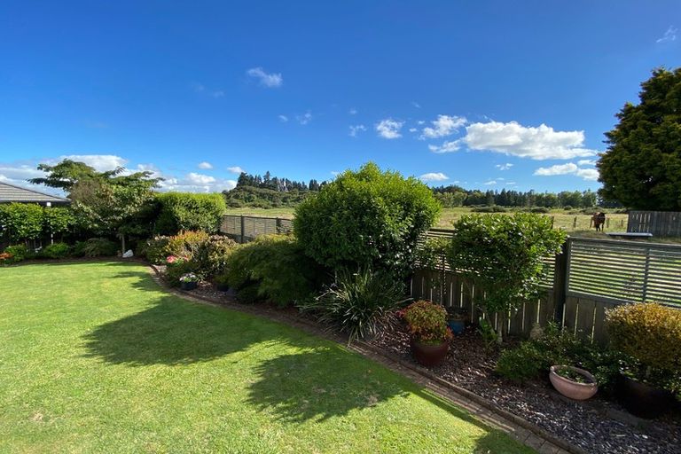 Photo of property in 5 Carroll Place, Owhata, Rotorua, 3010