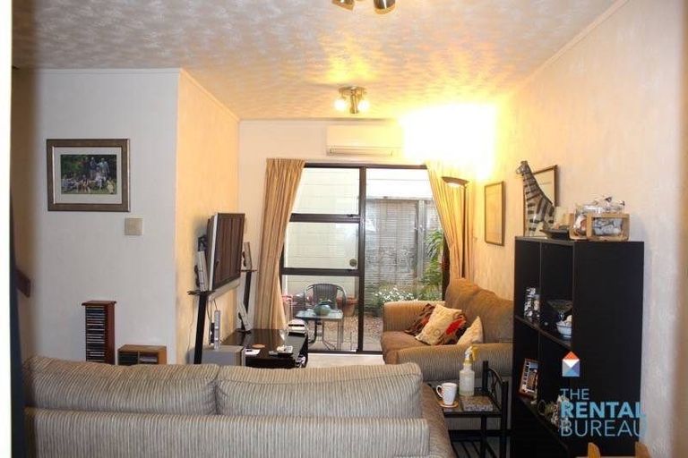 Photo of property in 7/3 Glen Road, Browns Bay, Auckland, 0630