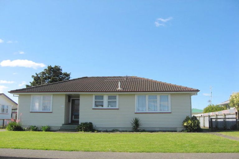 Photo of property in 11 Chamberlain Avenue, Wairoa, 4108
