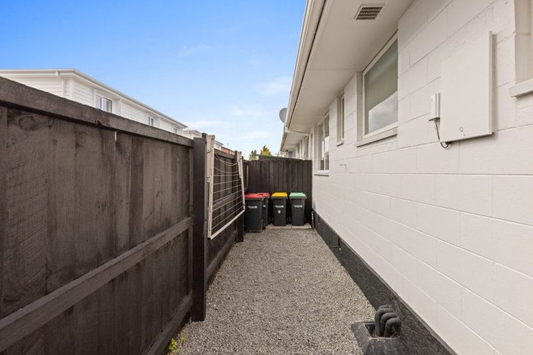 Photo of property in 1/82 Holly Road, St Albans, Christchurch, 8014