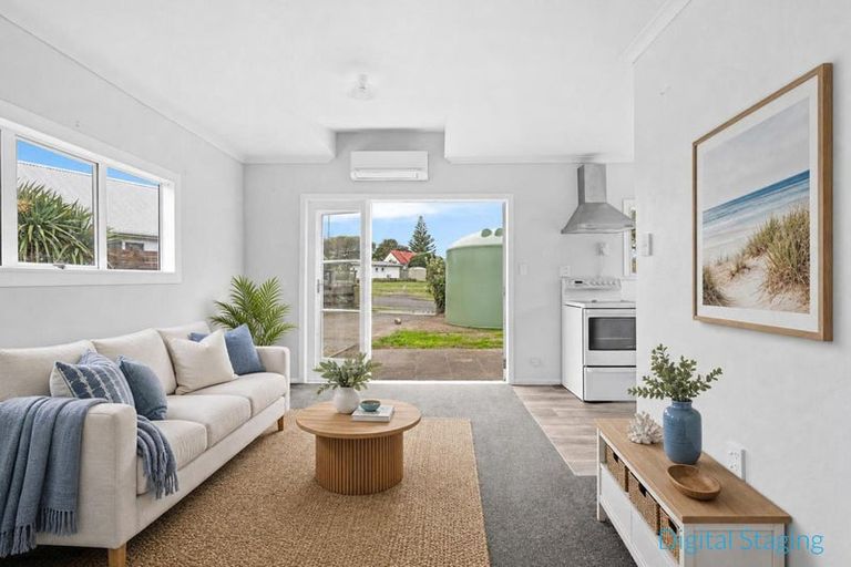 Photo of property in 16 Hydrabad Drive, Waitarere Beach, Levin, 5510