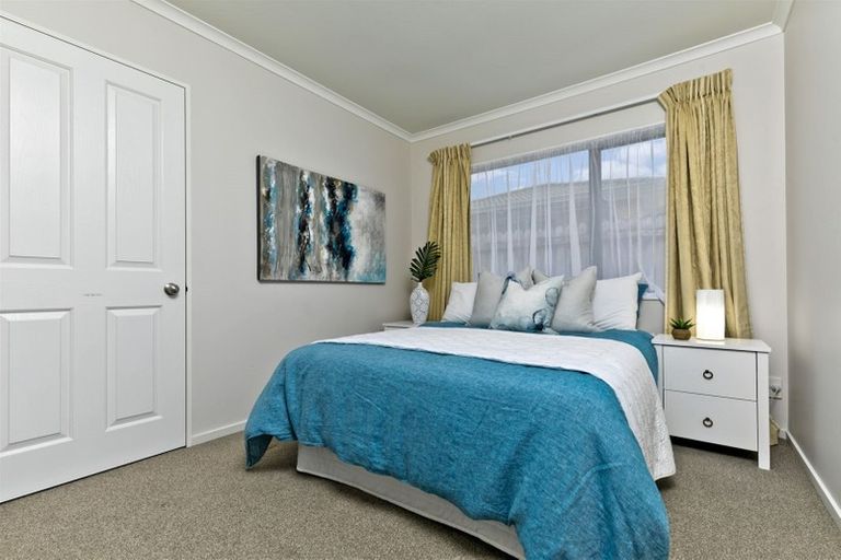 Photo of property in 7 Jeffery Reeve Crescent, Ranui, Auckland, 0612