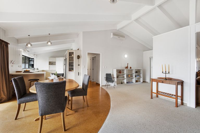 Photo of property in 10a Weld Street, Cambridge, 3434