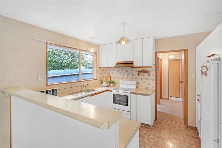 Photo of property in 1/216 Grahams Road, Burnside, Christchurch, 8053