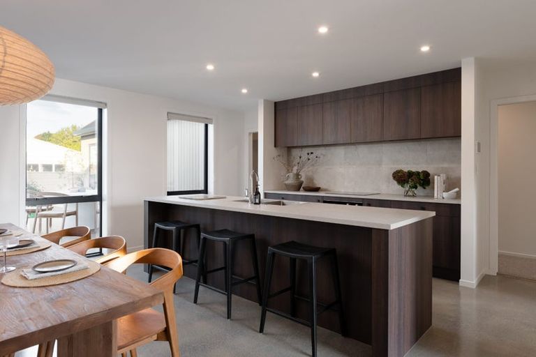 Photo of property in 40 Metoriti Crescent, Karaka, 2124
