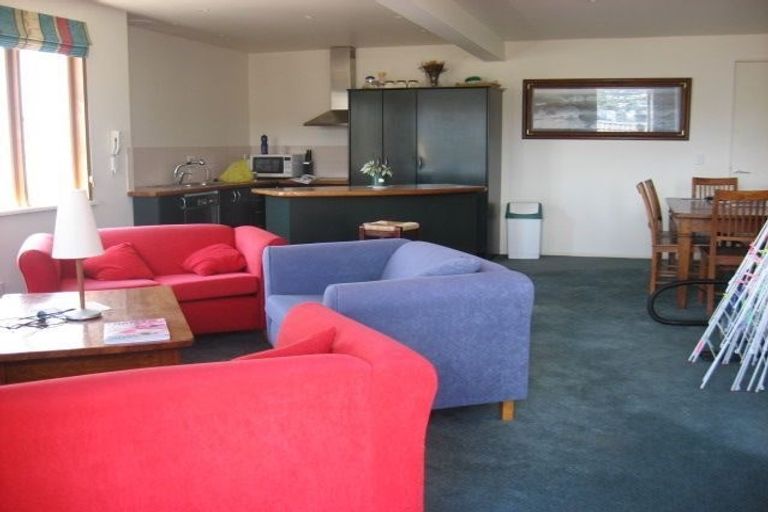 Photo of property in 7e Austin Street, Mount Victoria, Wellington, 6011