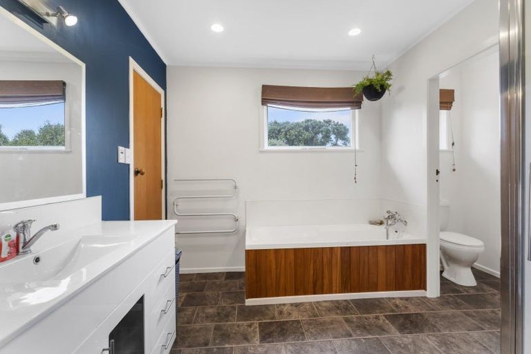 Photo of property in 53 Tasman Road, Otaki Beach, Otaki, 5512