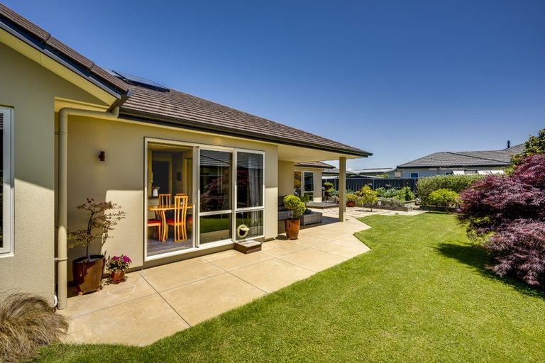 Photo of property in 19 Kapiti Drive, Poraiti, Napier, 4112