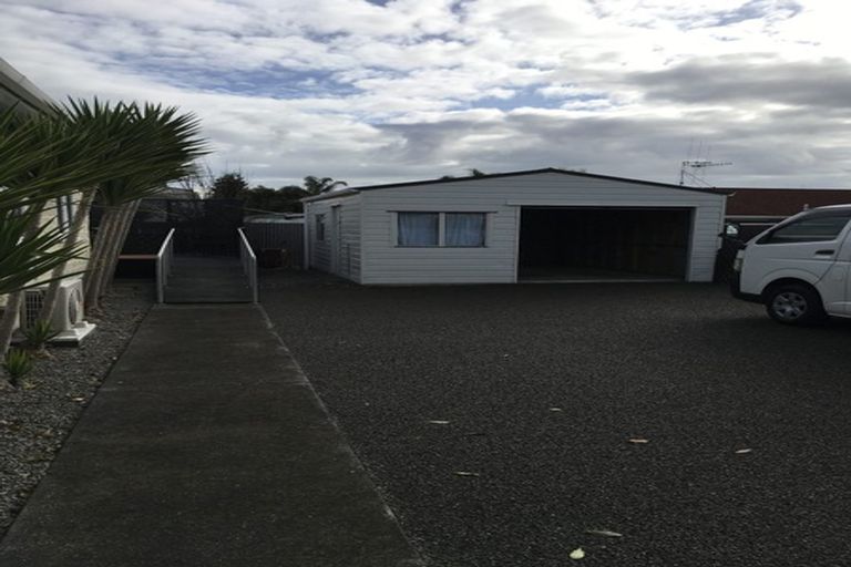 Photo of property in 11a Douglas Street, Levin, 5510