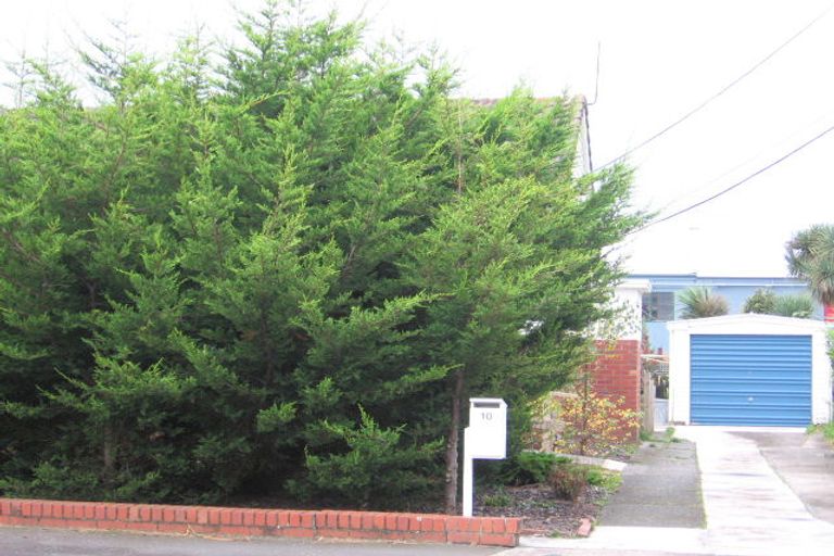 Photo of property in 10 Tirangi Road, Moera, Lower Hutt, 5010