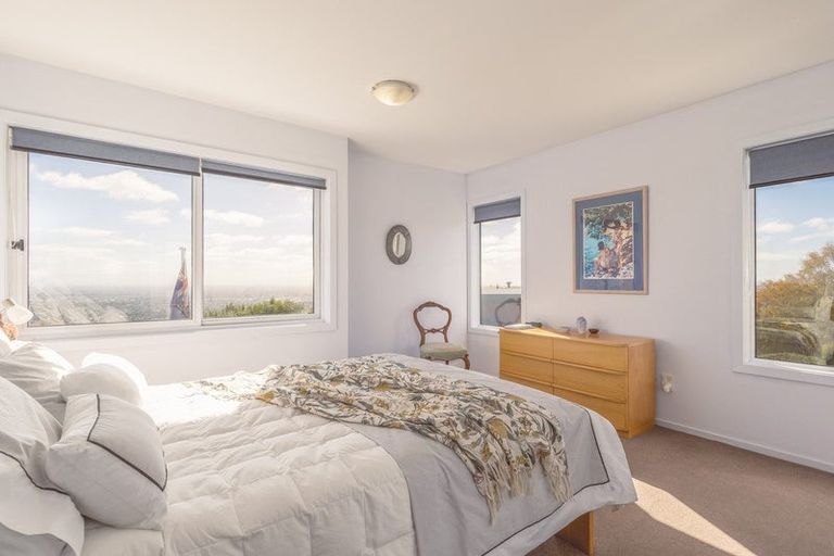 Photo of property in 37 Longhurst Terrace, Cashmere, Christchurch, 8022