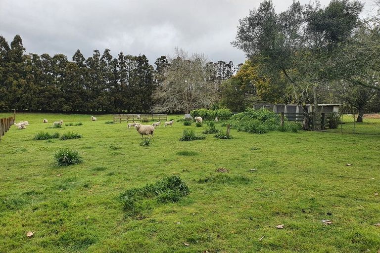 Photo of property in 201 Jesmond Road, Karaka, Drury, 2578