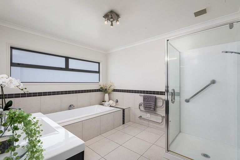 Photo of property in 17 Uretara Drive, Katikati, 3129