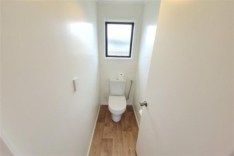 Photo of property in 3/1 Wattle Street, New Lynn, Auckland, 0600