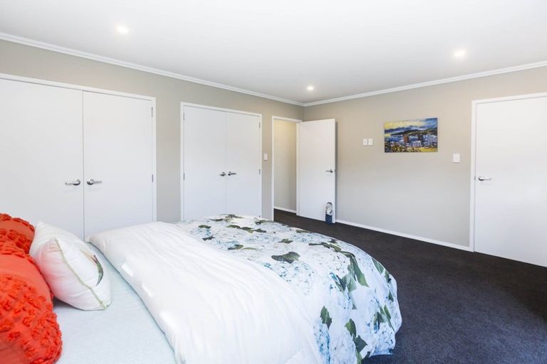 Photo of property in 27 Ashington Road, Silverstream, Upper Hutt, 5019