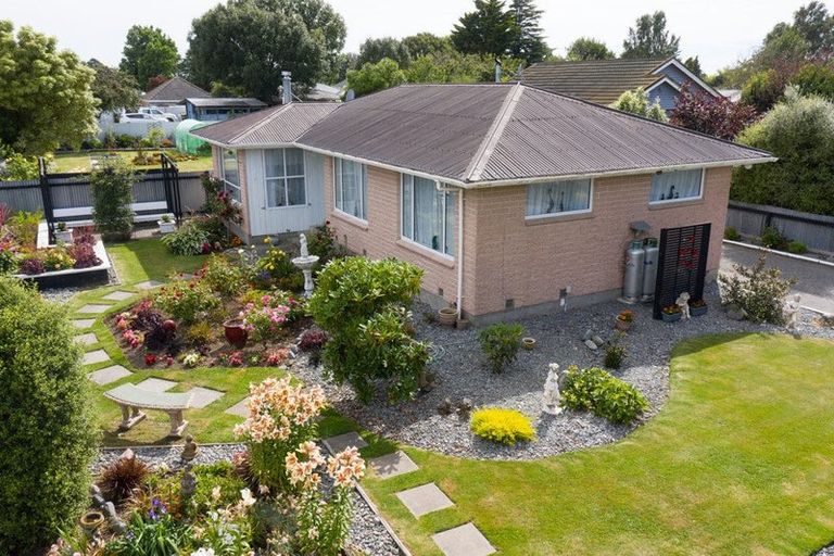 Photo of property in 5 Rolleston Street, Rakaia, 7710