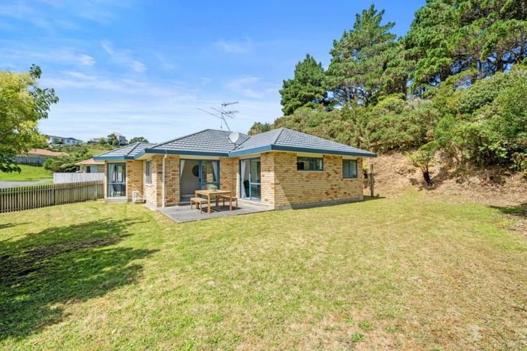 Photo of property in 245 Maungaraki Road, Maungaraki, Lower Hutt, 5010