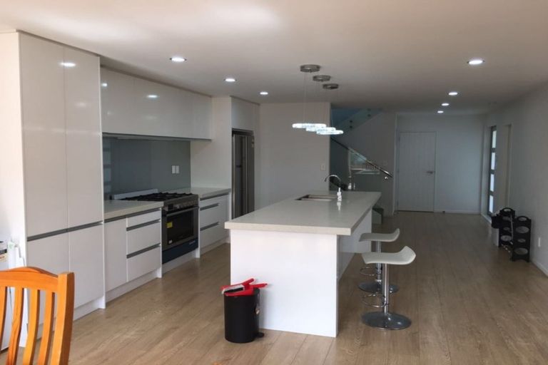 Photo of property in 38c Fairdene Avenue, Henderson, Auckland, 0610