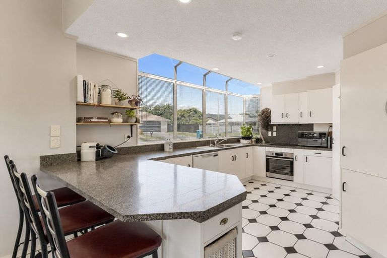 Photo of property in 304 Manly Street, Paraparaumu Beach, Paraparaumu, 5032