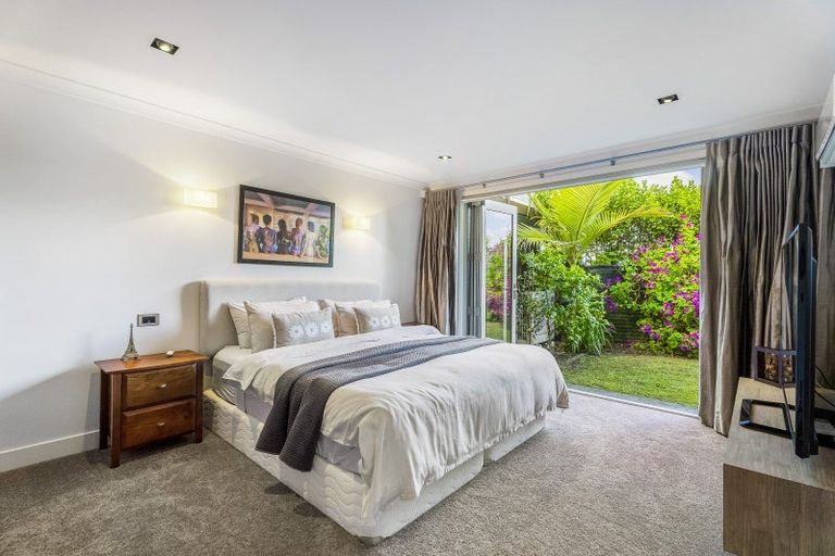 Photo of property in 37b View Road, Campbells Bay, Auckland, 0630