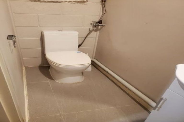 Photo of property in 105 Macleans Road, Bucklands Beach, Auckland, 2014