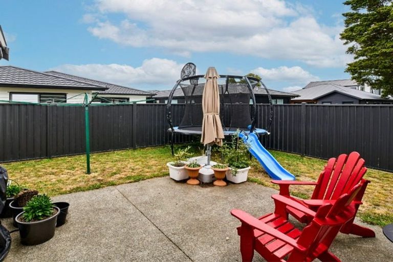 Photo of property in 28 Cynisca Crescent, Wallaceville, Upper Hutt, 5018