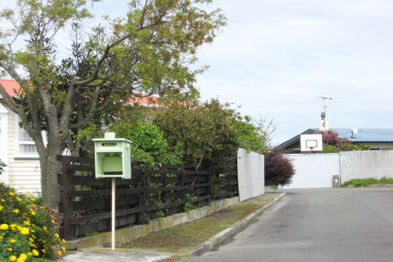 Photo of property in 58 Tennyson Crescent, Stoke, Nelson, 7011