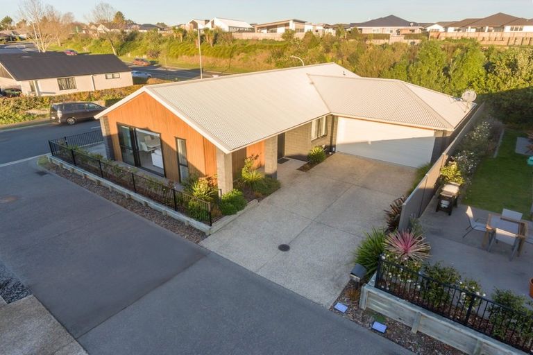 Photo of property in 1 Shannon Lane, Pyes Pa, Tauranga, 3112