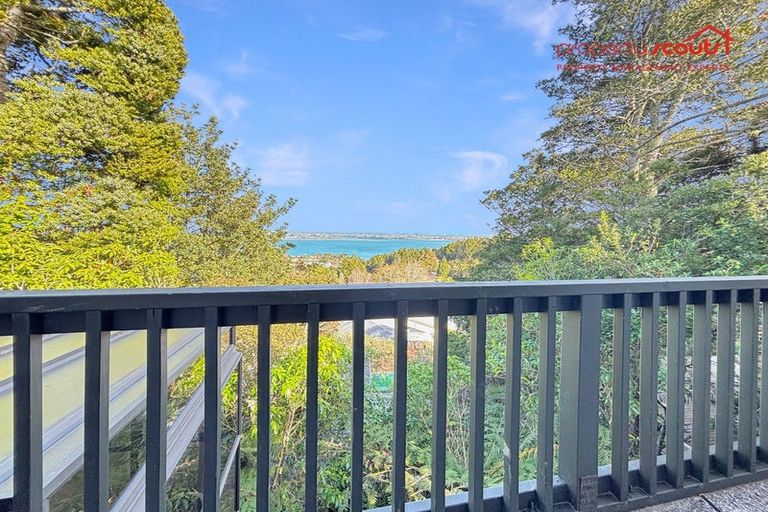 Photo of property in 2/78 Rangatira Road, Beach Haven, Auckland, 0626