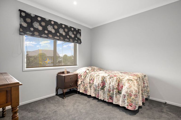 Photo of property in 120 Puhirake Crescent, Pyes Pa, Tauranga, 3112